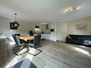 Landhuis chalet 93 woonkamer